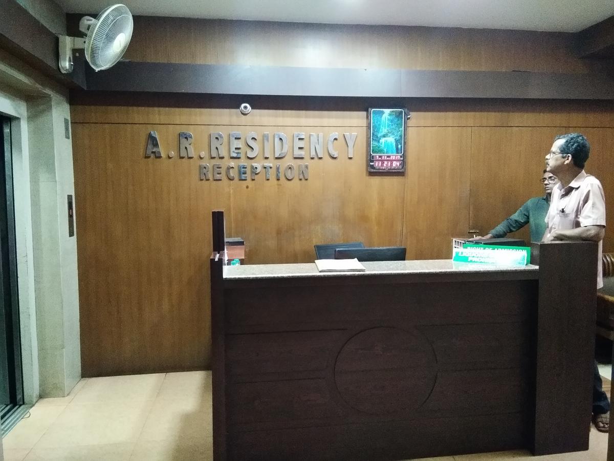 A.R.Residency Hotel Kunnamangalam Exterior foto